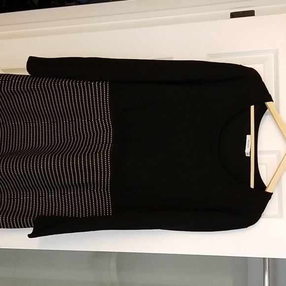 Sweater Dress - Picture 4 of 6